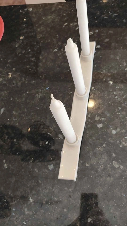 White 3-Candle Wave Candlestick Holder - photo 2