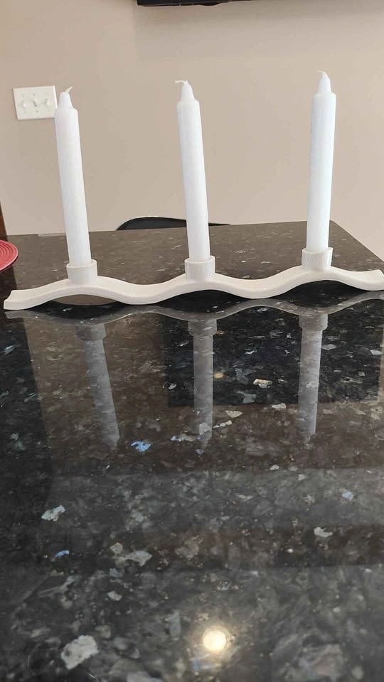 White 3-Candle Wave Candlestick Holder - photo 3