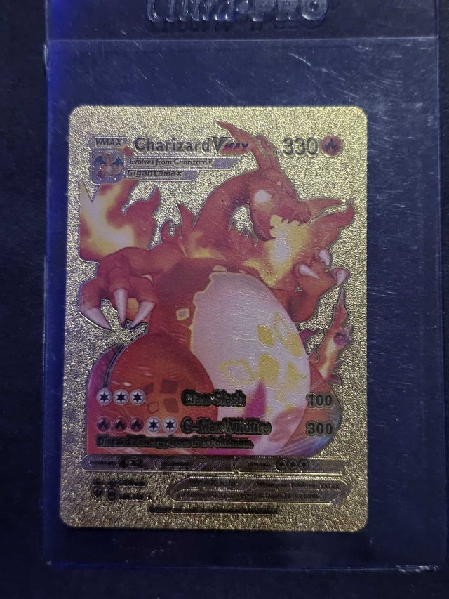 2020 Pokemon Charizard 020/189 Gold Metal Card