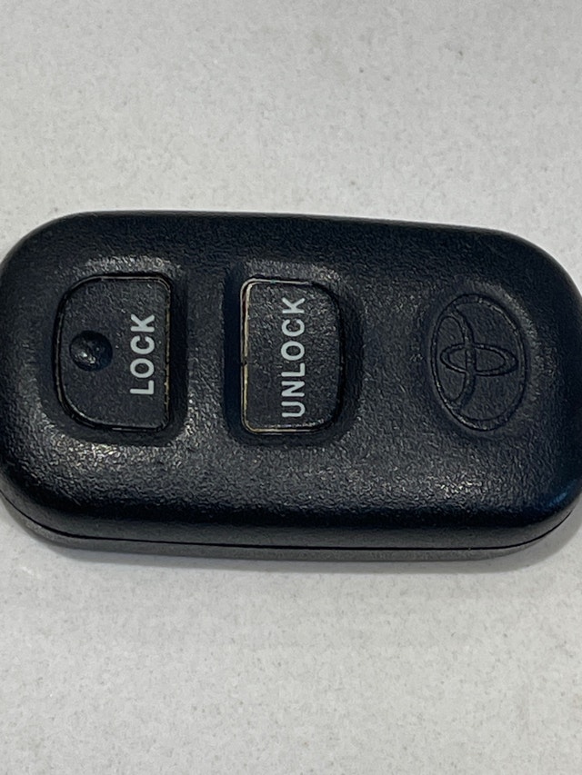 Brand New Toyota Key Fob - photo 2