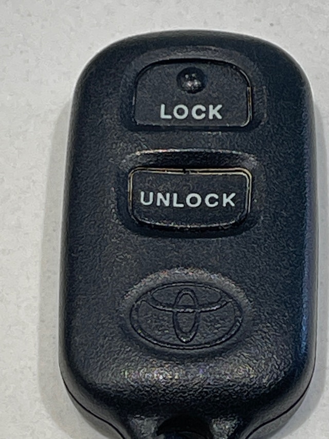 Brand New Toyota Key Fob - photo 4