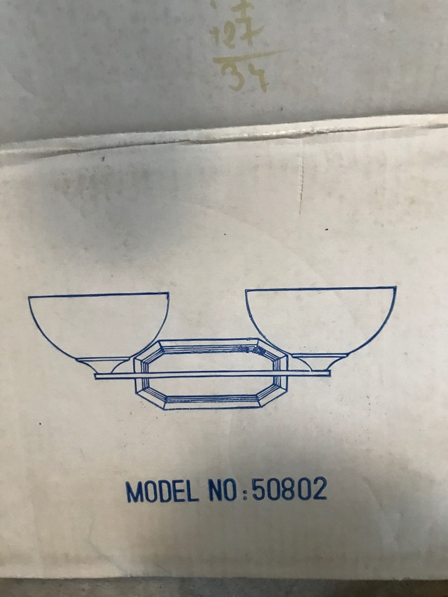 Bathroom Vanity Wall Light Fixture - Brand New