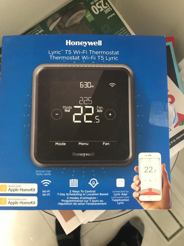 BNIB Honeywell SMART thermostat