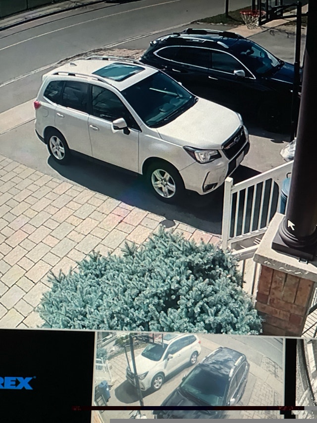 Lorex Security System with 6 Cameras - photo 2