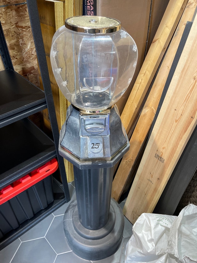 Commercial Gumball Machine - photo 2