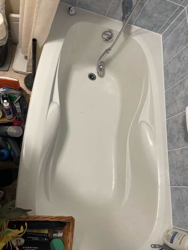 Acrylic Bathtub