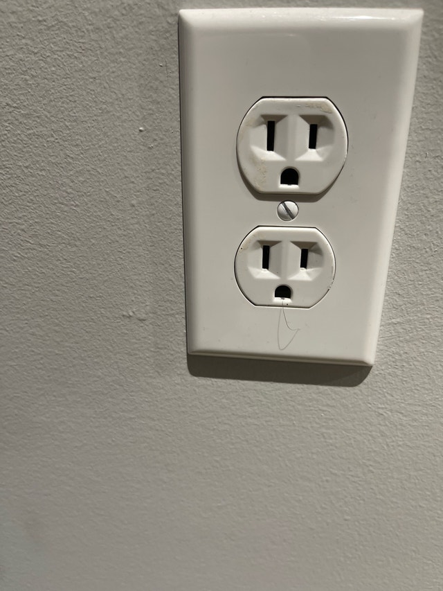 Duplex Electrical Outlets