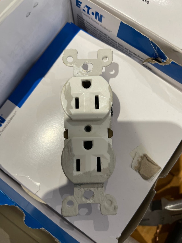 Duplex Electrical Outlets - photo 2