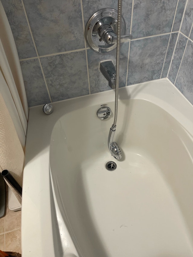 Shower Valve with Diverter and Copper Piping - photo 3