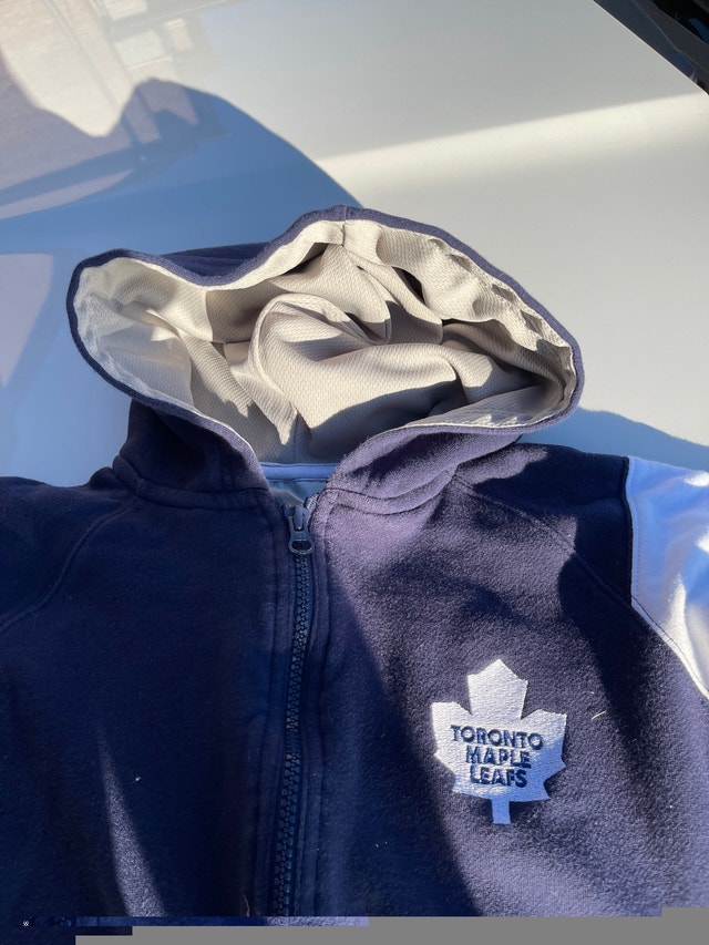 Toronto Maple Leafs Hoodies - Size 6X - photo 2
