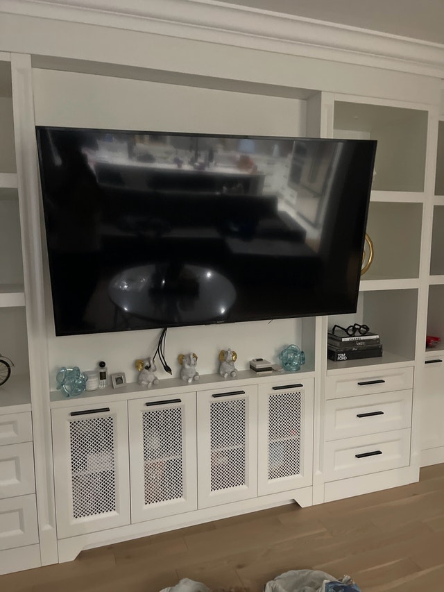 65” Sony Bravia 4K needs repair.