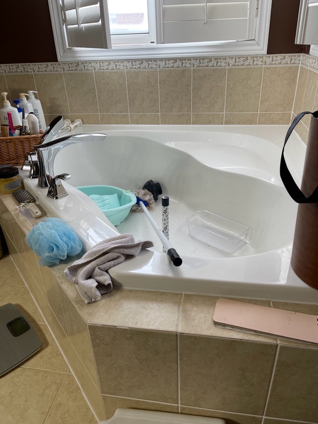 Corner Bathtub