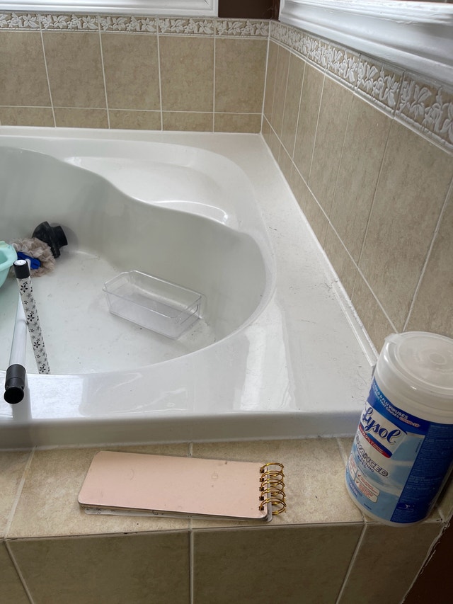 Corner Bathtub - photo 2
