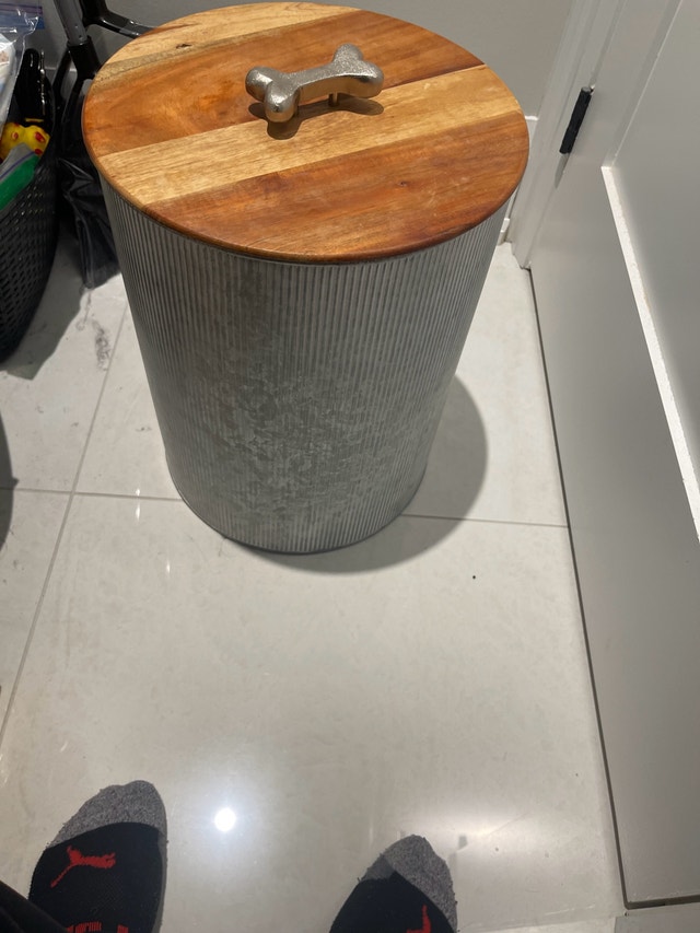 Dog Food Storage Tin - photo 2