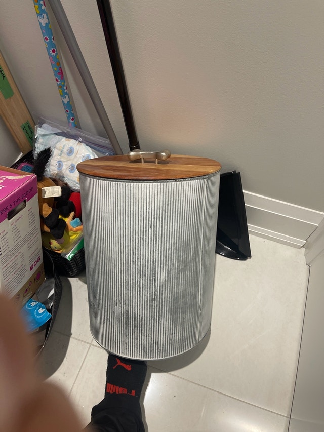 Dog Food Storage Tin - photo 3
