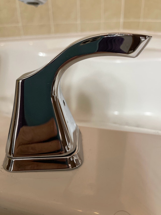 Delta Tesla Roman Tub Faucet with Hand Shower - photo 4