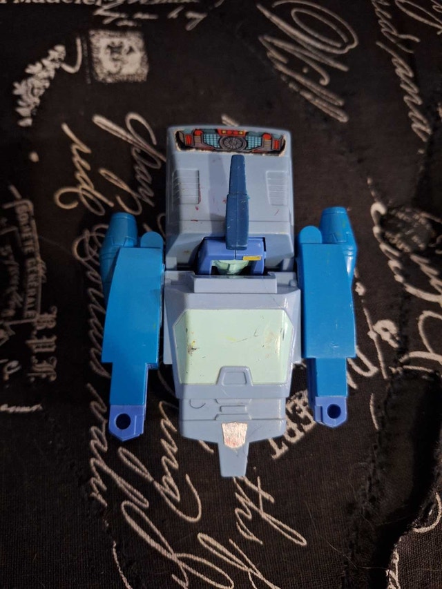 Vintage 1986 Hasbro Takara G1 Transformers Blurr Autobot - photo 4