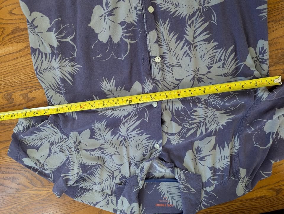 Hawaiian Shirts Men's Small - photo 5