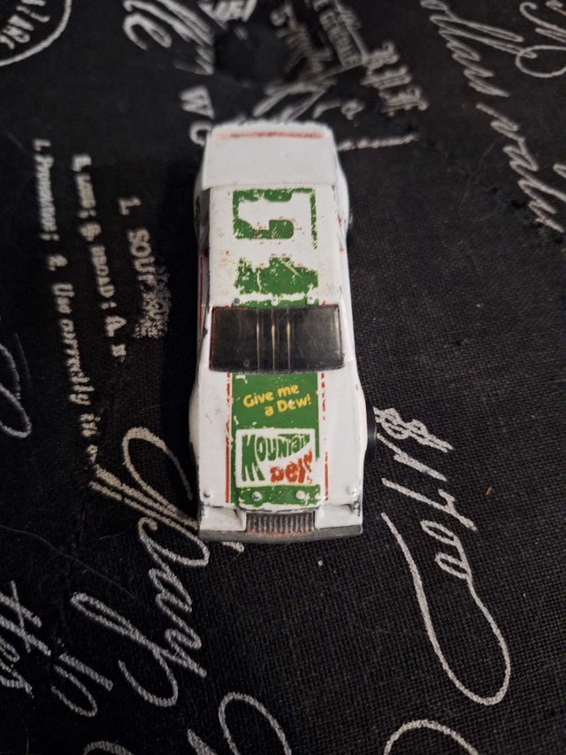 1982 Hot Wheels Mountain Dew 11 Racing Stocker HK Base - photo 3