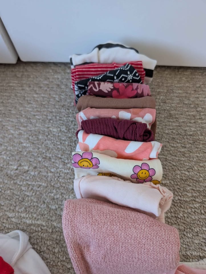 Baby Girls Clothes size 0-3mo - photo 5