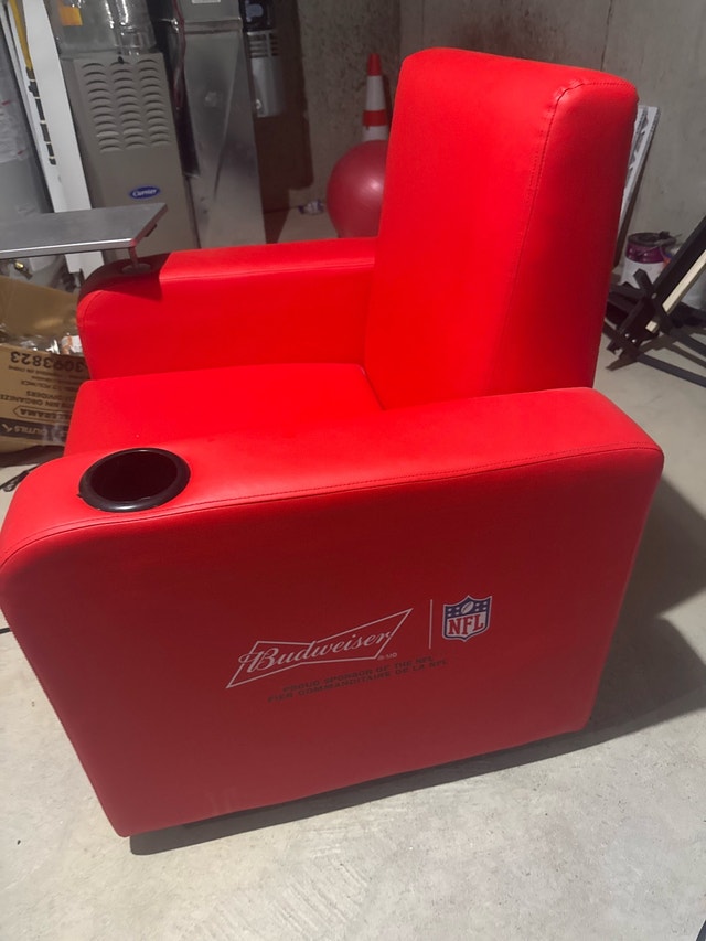 NFL Budweiser Chair - photo 3