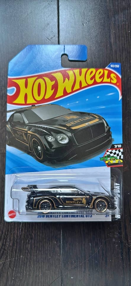 Hot Wheels 2018 Bentley Continental GT3 Black & Gold