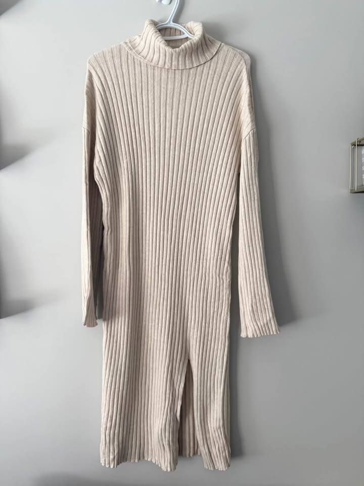 Vila Rollneck Knit Midi Dress - Size Medium (Like New) - photo 3