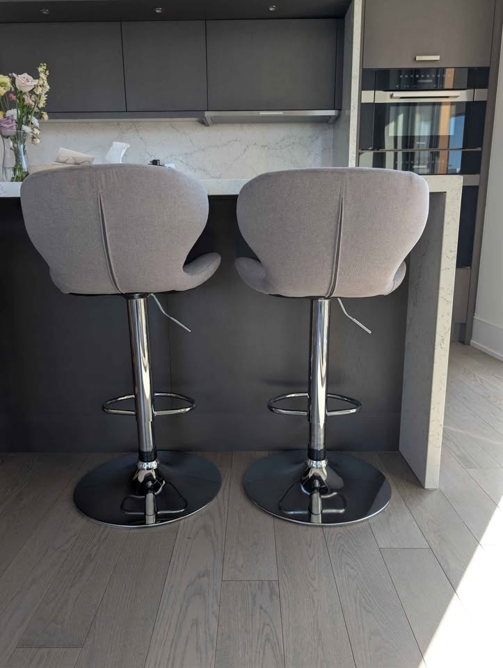 Adjustable Grey Bar Stools – Set of 2 - photo 2