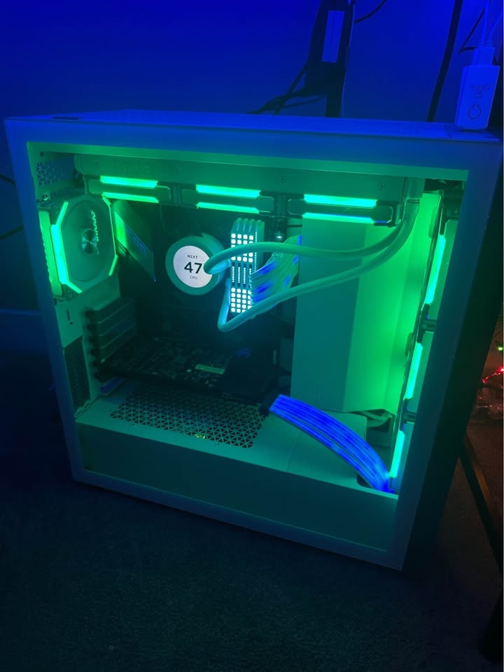 Beautiful Gaming PC 64GB Ram Ryzen 9 5950x AMD Radeon Pro W5500 - photo 2