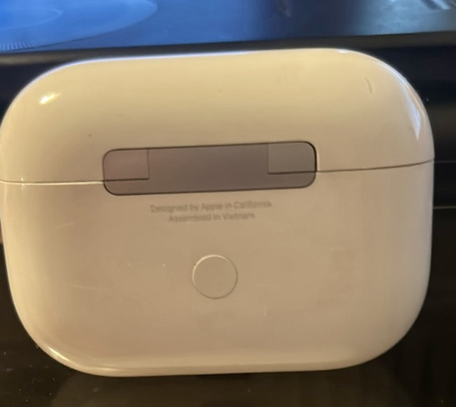AIRPODS PRO (1st Gen) - photo 3