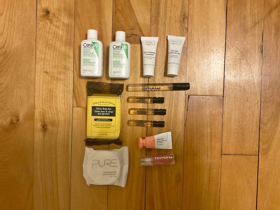 Mini makeup and skincare