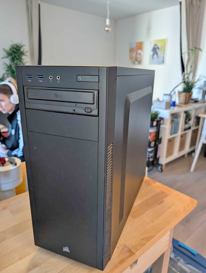 Corsair Carbide Silent Edition + Intel i7-7800X