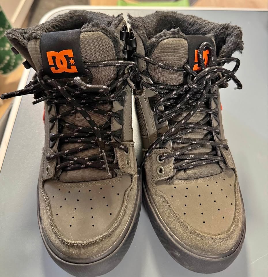 DC Shoes
