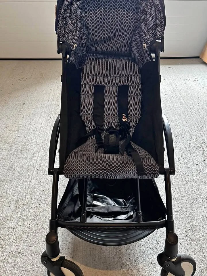Babyzen YOYO2 Stroller with Ride-Along Board – Gently Used!