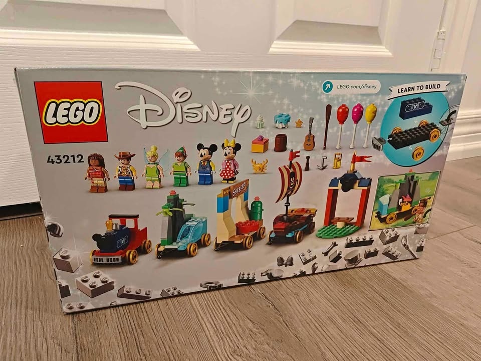 BNIB LEGO 43212 Disney Celebration Train - photo 2
