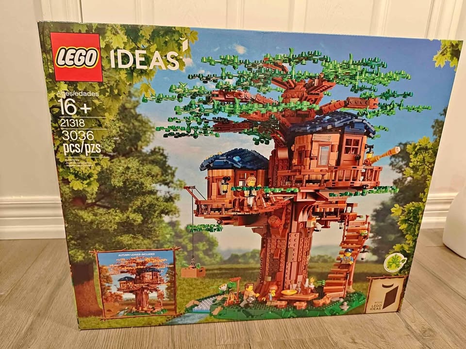 BNIB LEGO 21318 Ideas Tree House