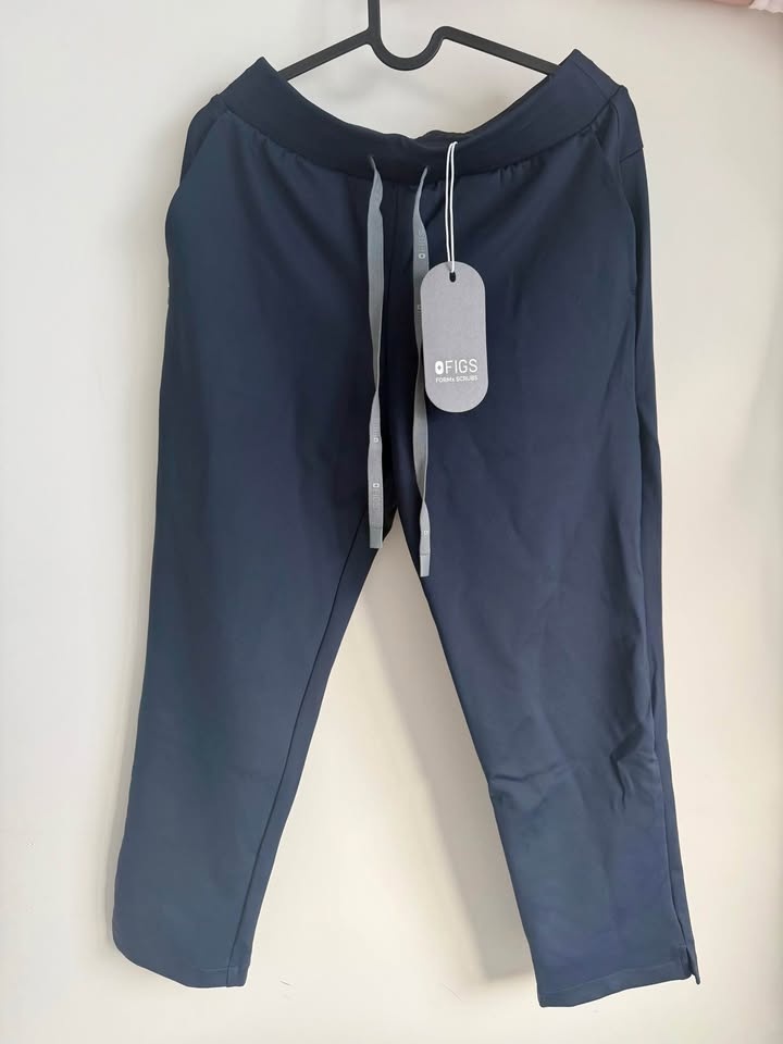Brand new Figs underscrub and scrub pants - photo 5