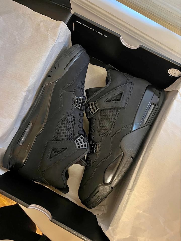 Brand New Jordan 4 Black Cat Size 10 Men’s