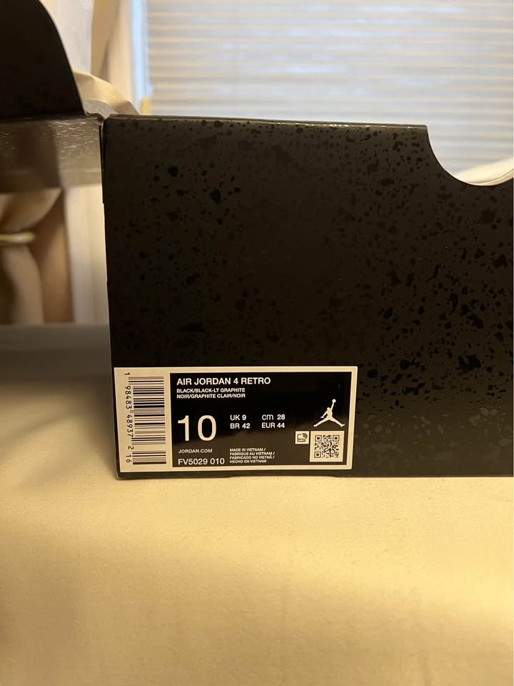 Brand New Jordan 4 Black Cat Size 10 Men’s - photo 2