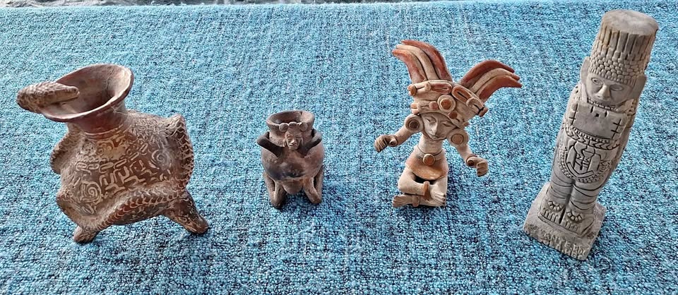 Unique Ancient Style Ceramic Art Set - 4 Pieces