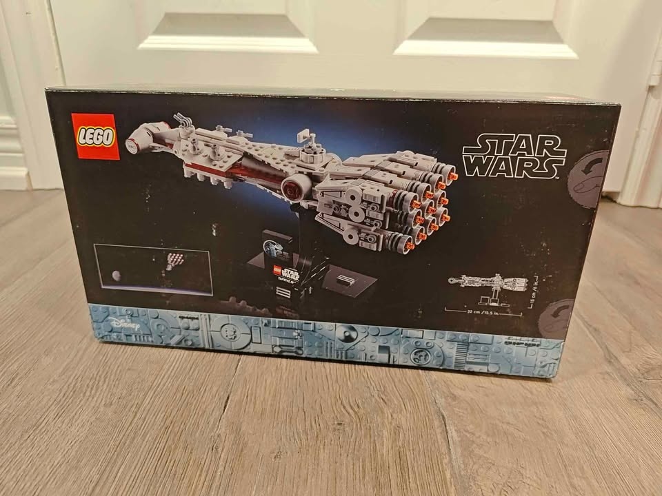BNIB LEGO 75376 Star Wars Tantive IV - photo 2