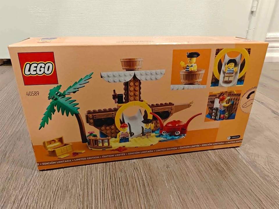BNIB LEGO 40589 Pirate Ship Playground - photo 2