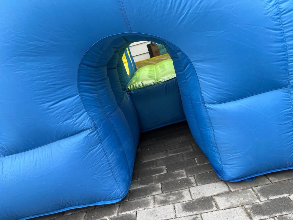 Bounceland Ultimate Combo Inflatable Bounce House - photo 5