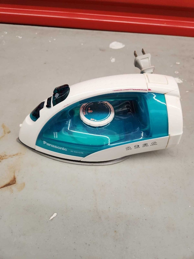 Panasonic Steam Iron NI-E653TR - photo 2
