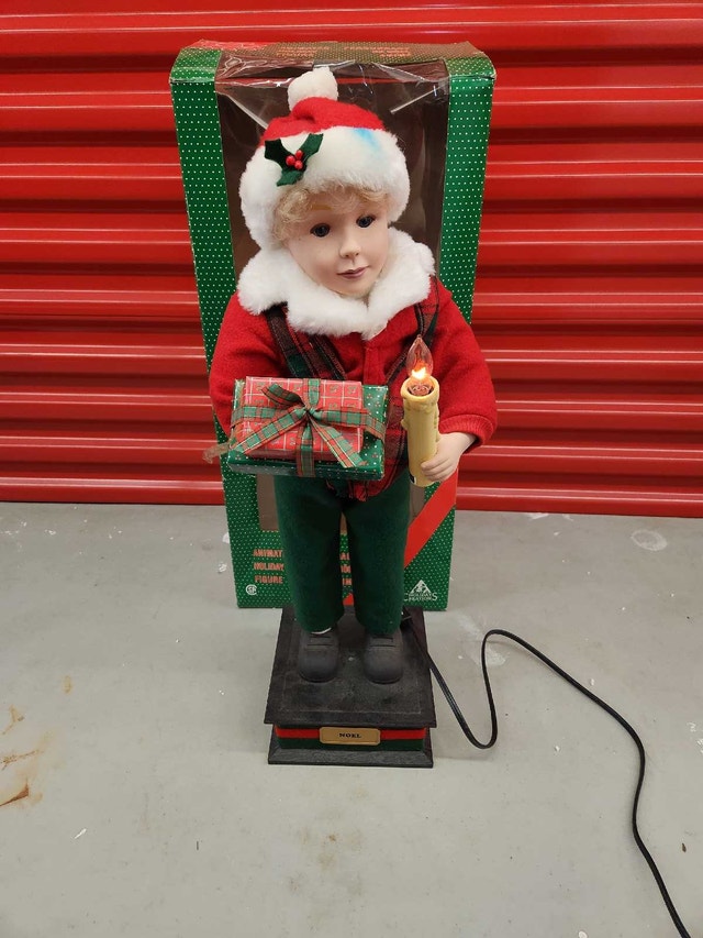 Animated Holiday Figure - 1998