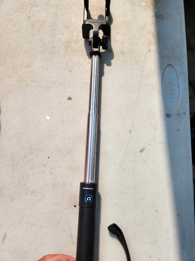 Adorama Selfie Stick with Bluetooth Remote - photo 2