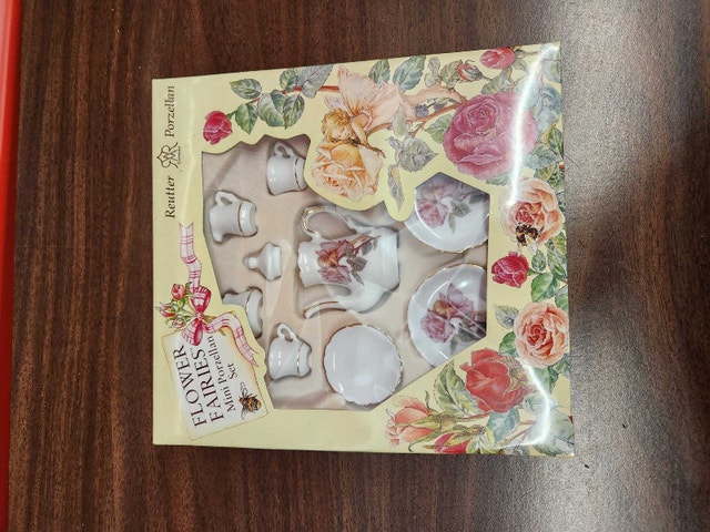 Reutter Flower Fairies Tea Set
