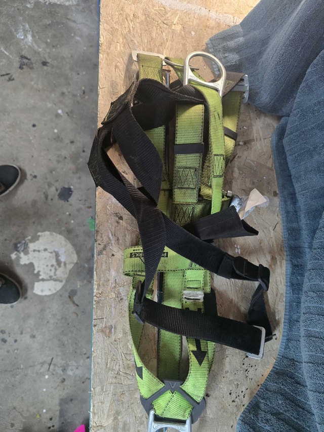 Peakworks Harness