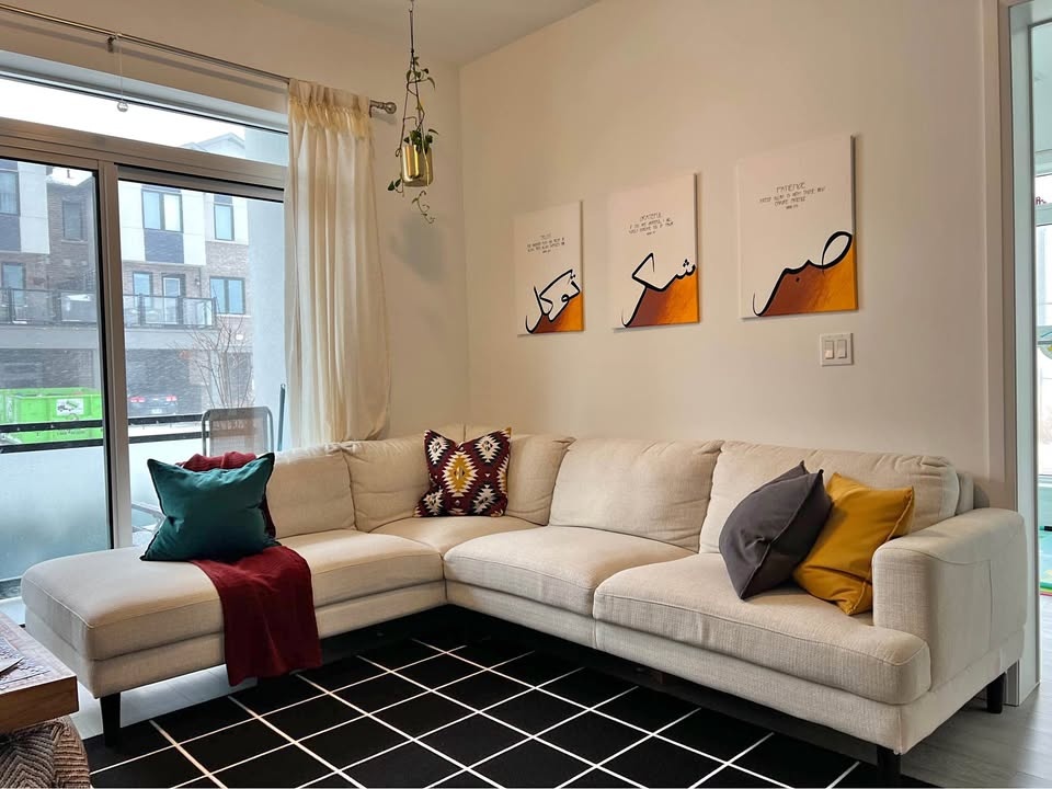 Left Sectional Sofa (obo)