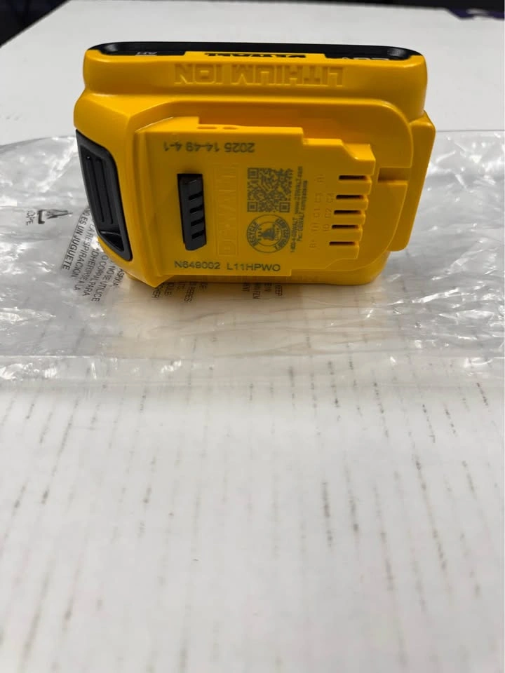 DEWALT 20V MAX Lithium-Ion 2.0Ah Battery - photo 2